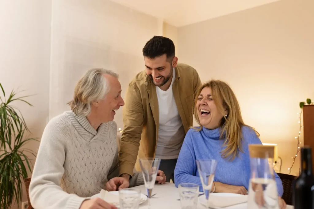 Familia, Comunidad y Cuidador