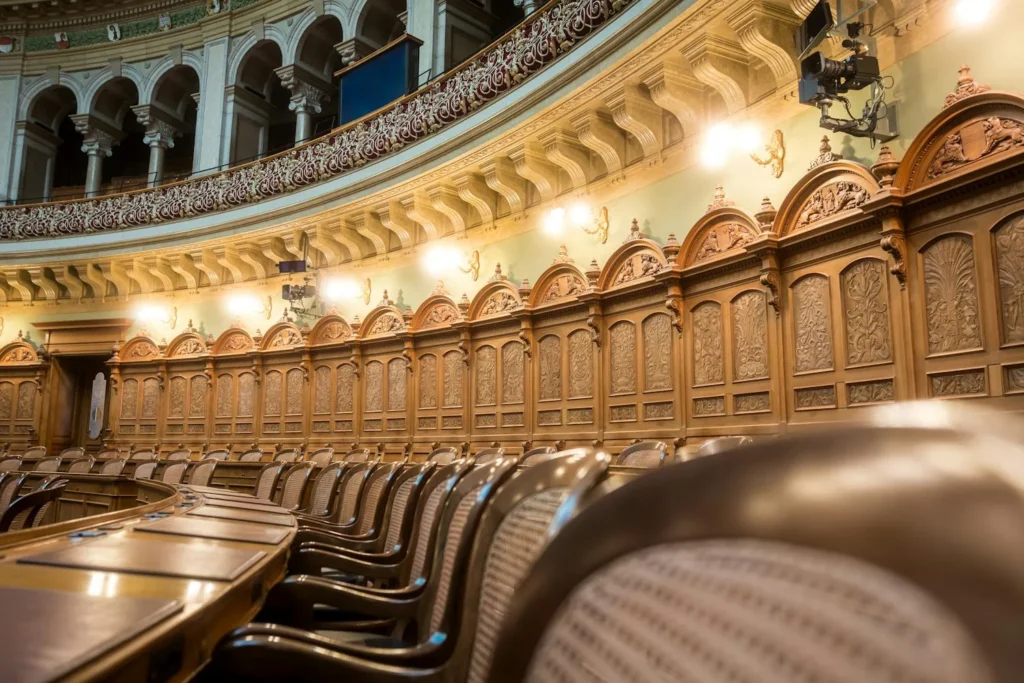 Legislación sobre dependencia y servicios sociales - ISAEG
