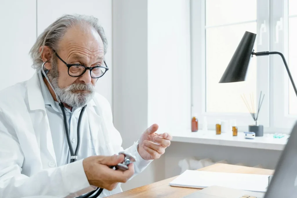 Teleasistencia y telemedicina - ISAEG